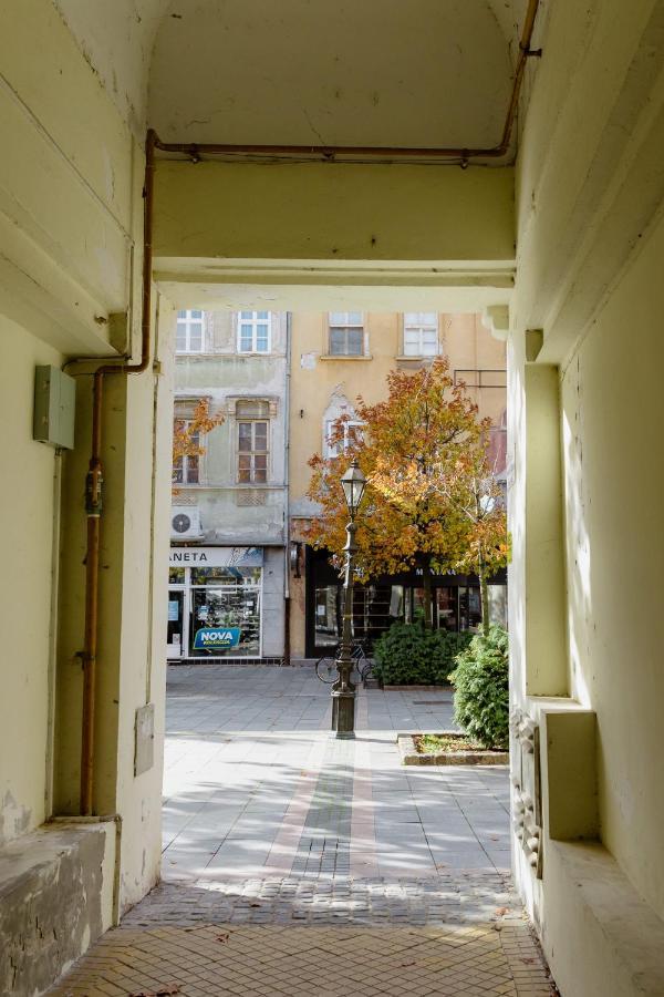 Apartman Zamak Sombor Exterior foto